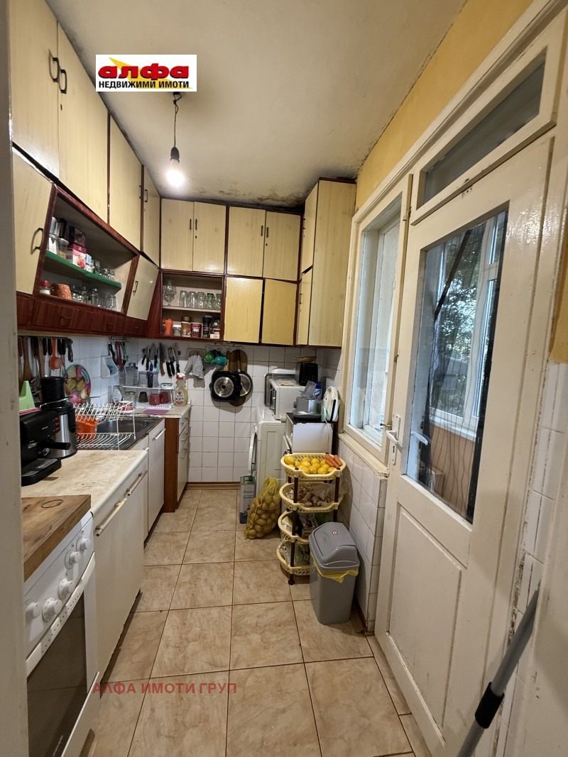 Продава 4-СТАЕН, гр. Добрич, Център, снимка 7 - Апартаменти - 56067299