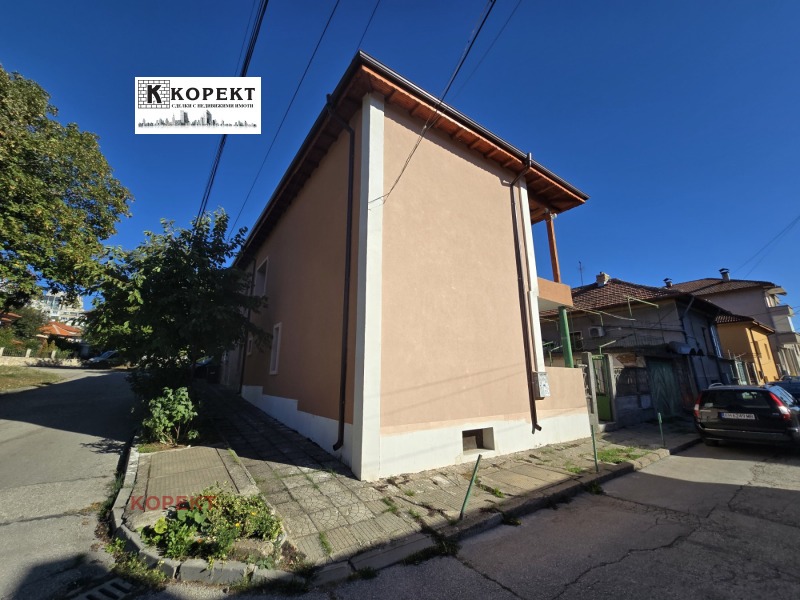 For Sale  House Pleven , Shirok tsentar , 130 sq.m | 98782591