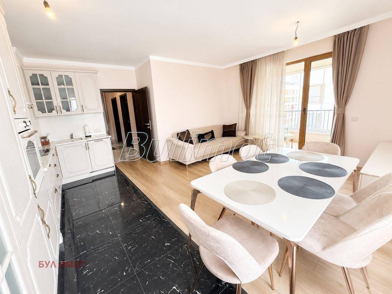 Продава 3-СТАЕН, гр. Варна, Трошево, снимка 2 - Апартаменти - 56015144