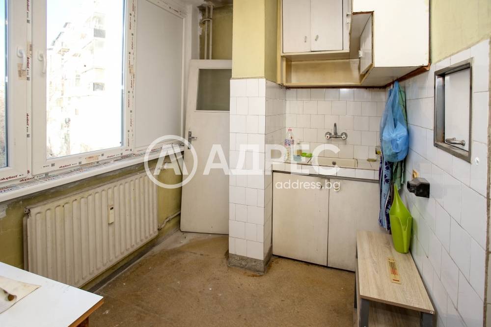 Продава МНОГОСТАЕН, гр. София, Мусагеница, снимка 14 - Апартаменти - 54065065