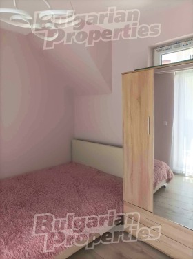 1 chambre Pobeda, Varna 8