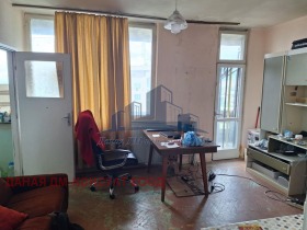 1 makuuhuone Trakija, Šumen