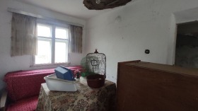 Haus Braschlen, region Russe 6