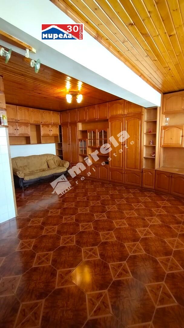 Продава  3-стаен град Велико Търново , Център , 100 кв.м | 94030071