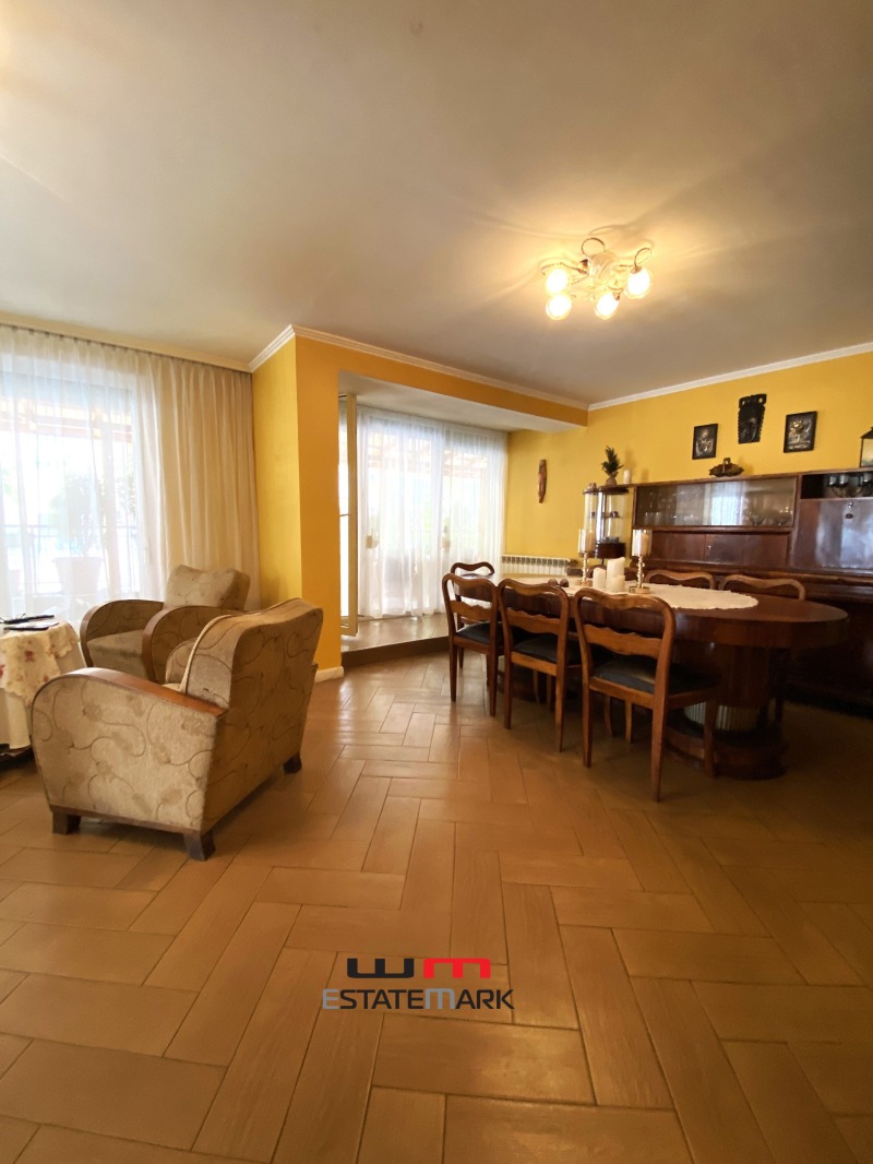 De vânzare  2 dormitoare Sofia , Borovo , 188 mp | 89762263 - imagine [2]