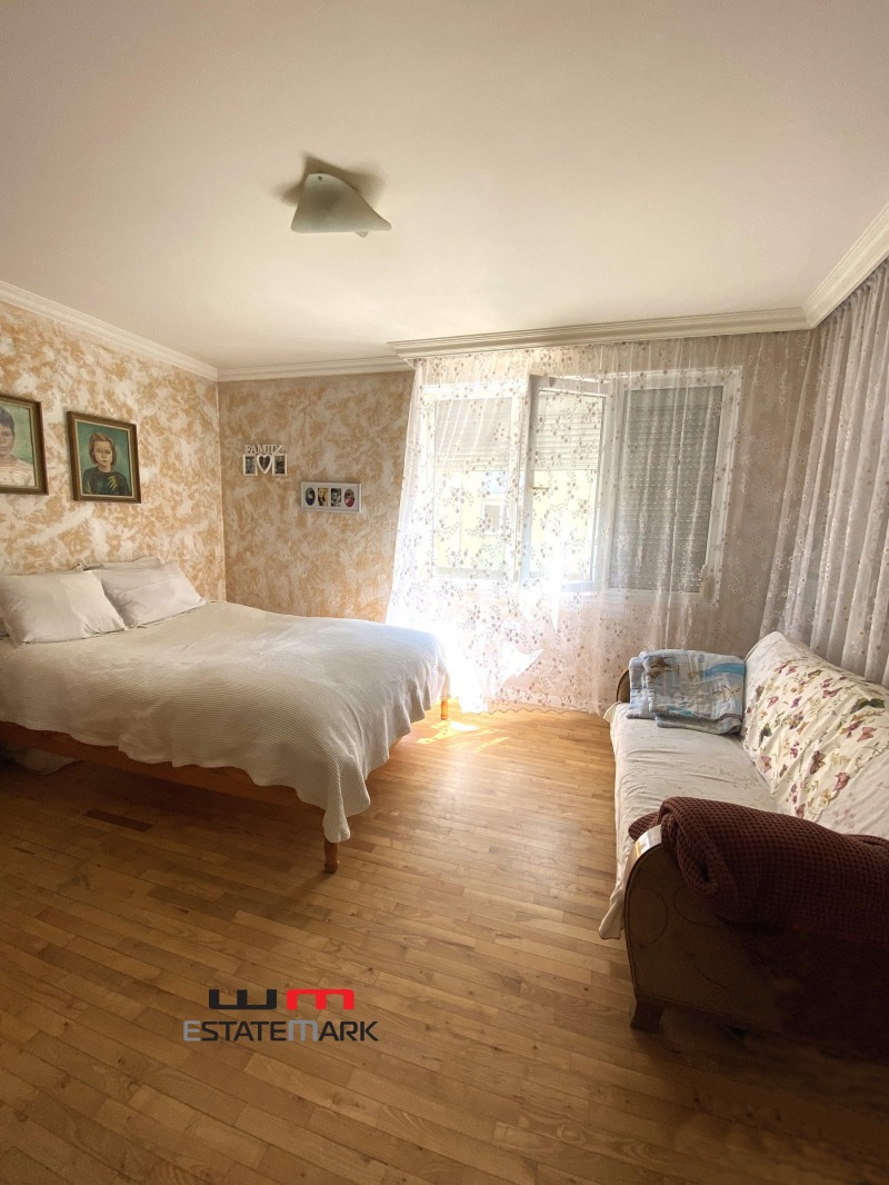 De vânzare  2 dormitoare Sofia , Borovo , 188 mp | 89762263 - imagine [10]