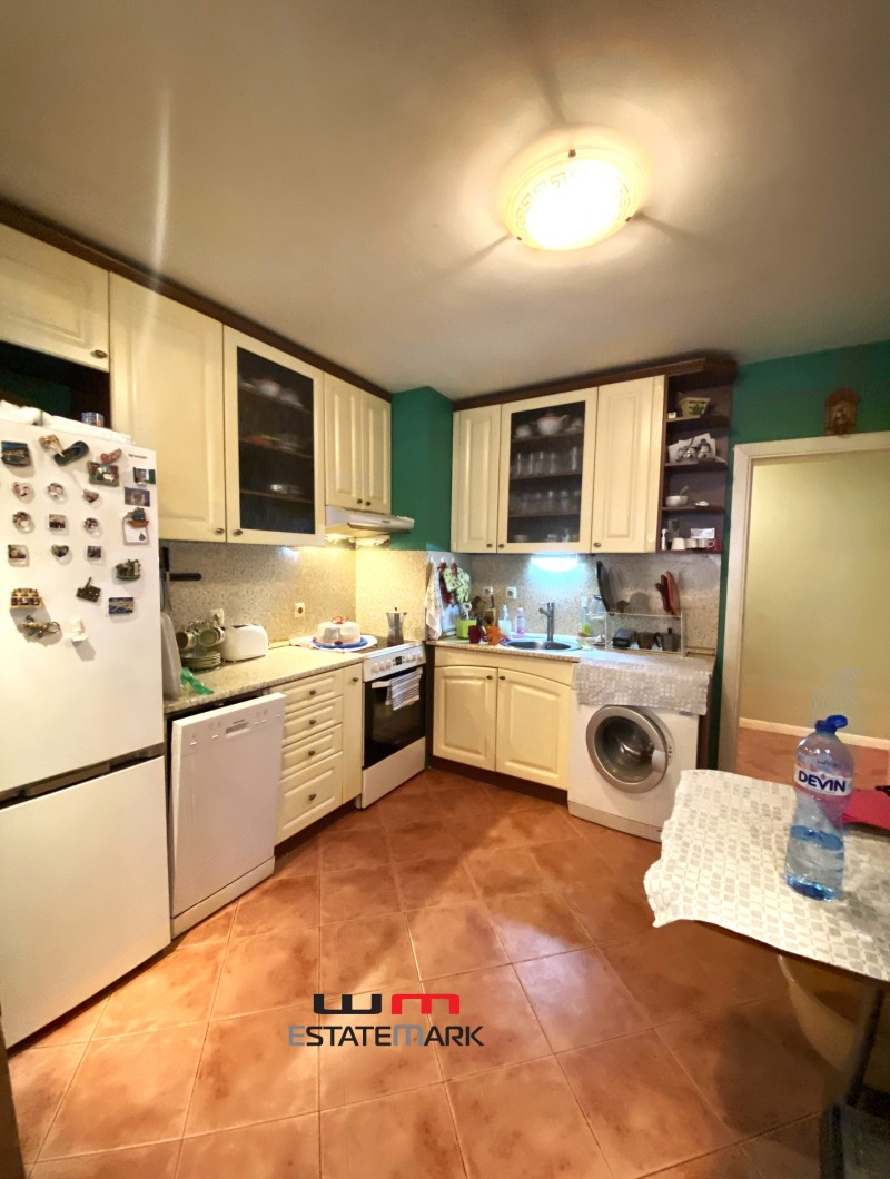 De vânzare  2 dormitoare Sofia , Borovo , 188 mp | 89762263 - imagine [6]