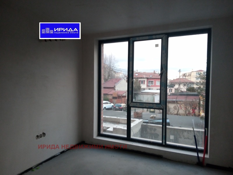 En venta  3 dormitorios Sofia , Karpuzitsa , 200 metros cuadrados | 49593453 - imagen [8]