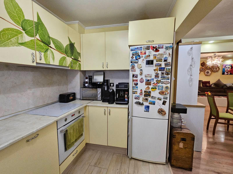 Продава 4-СТАЕН, гр. Лясковец, област Велико Търново, снимка 2 - Апартаменти - 53301816