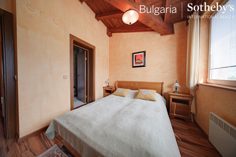 Till salu  3+ sovrum region Blagoevgrad , Razlog , 252 kvm | 11806108 - bild [17]