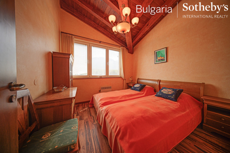 Till salu  3+ sovrum region Blagoevgrad , Razlog , 252 kvm | 11806108 - bild [11]