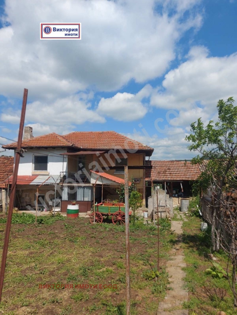 Продава  Къща, област Русе, с. Острица • 53 000 лв. • ID 87842188 — holmes.bg - [1] 