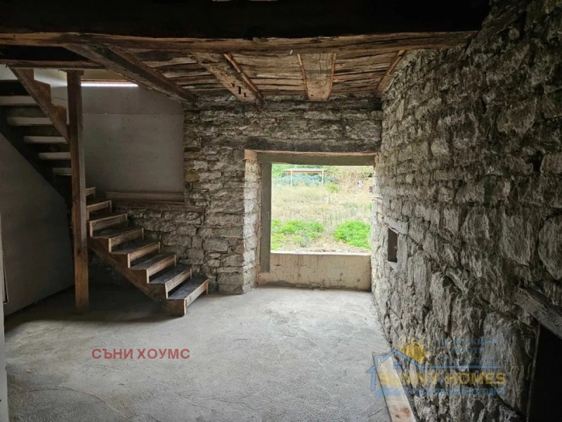 Продава КЪЩА, област Велико Търново, с. Миндя • 44300 € / 86643.27 лв. • 48932712 1