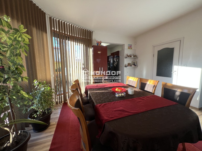 Продава КЪЩА, гр. Пловдив, Остромила, снимка 5 - Къщи - 52546035