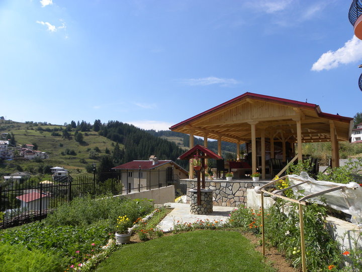 Продава ХОТЕЛ, с. Стойките, област Смолян, снимка 6 - Хотели - 53673894