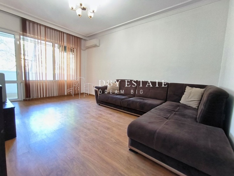 En venta  2 dormitorios Plovdiv , Kyuchuk Parizh , 86 metros cuadrados | 61492635 - imagen [2]