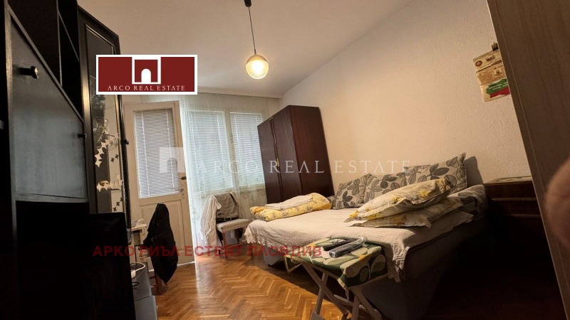 Продава 3-СТАЕН, гр. Казанлък, област Стара Загора, снимка 4 - Апартаменти - 52165717