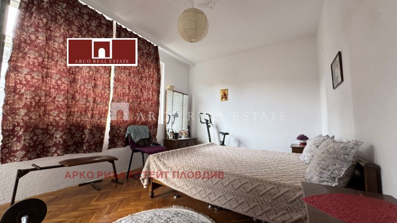 Продава 3-СТАЕН, гр. Казанлък, област Стара Загора, снимка 7 - Апартаменти - 52165717