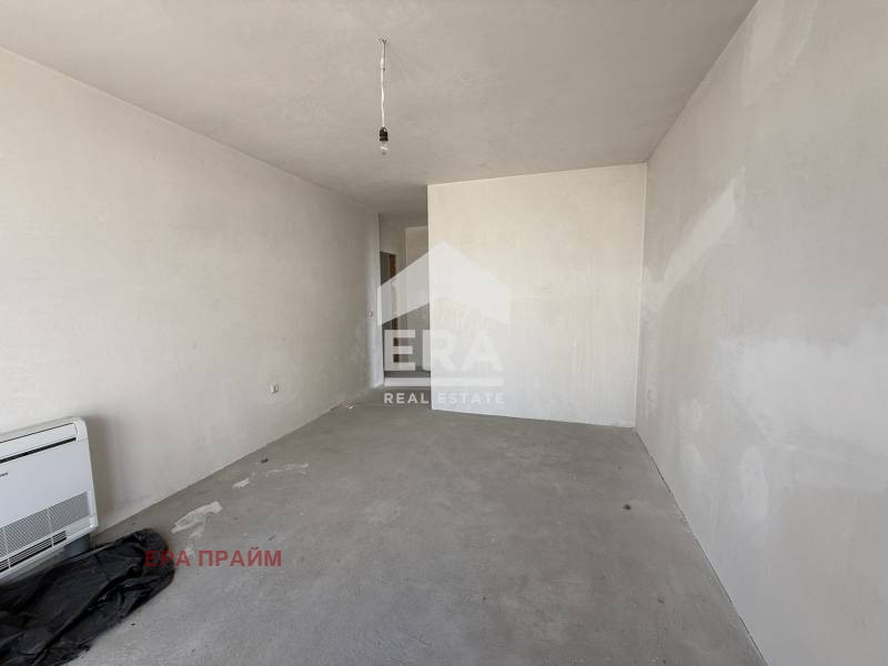 Продава 4-СТАЕН, гр. Варна, Левски 1, снимка 13 - Апартаменти - 54699957