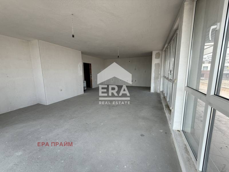 Продава 4-СТАЕН, гр. Варна, Левски 1, снимка 4 - Апартаменти - 54699957