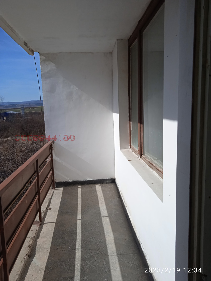 Продава 3-СТАЕН, гр. Брезник, област Перник, снимка 5 - Апартаменти - 52786575