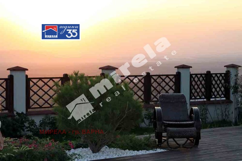 Продава КЪЩА, с. Аврен, област Варна, снимка 14 - Къщи - 53657720