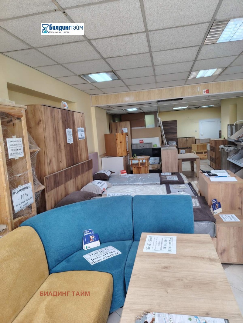 Продава МАГАЗИН в град Шумен, Пазара - 81 кв.м / 80 000 € » 156 466.40 лв., БИЛДИНГ ТАЙМ