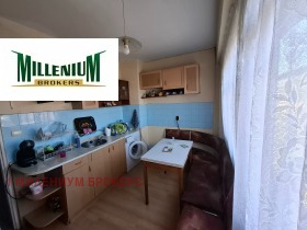 Продава 2-стаен град Пловдив Кючук Париж - [1] 