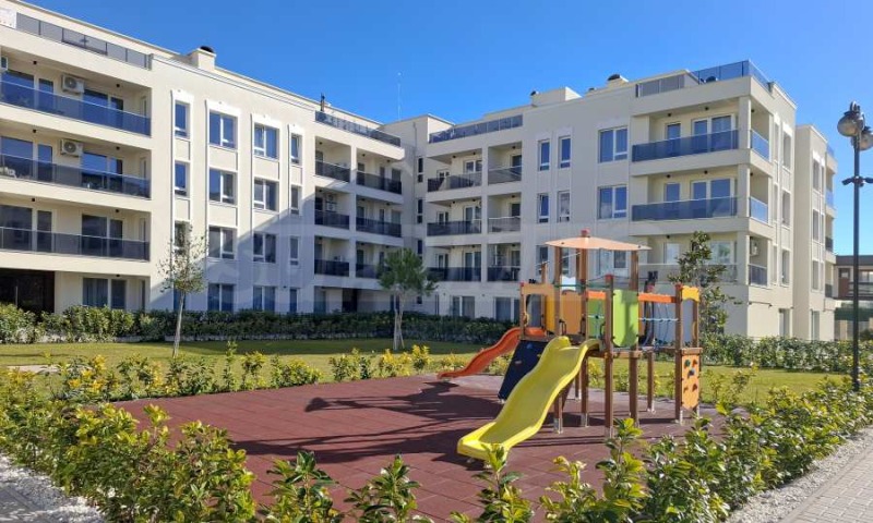 Продава 4-СТАЕН, гр. Пловдив, Остромила