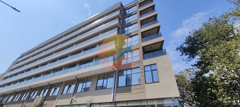 Продава  Офис град Бургас , Център , 72 кв.м | 51032509