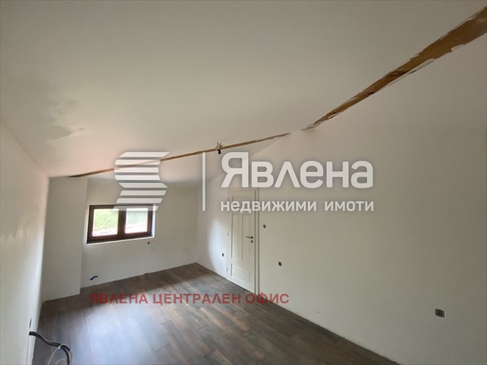 Til salg  Hus region Sofia , Godech , 162 kvm | 21079918 - billede [9]