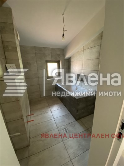 Til salg  Hus region Sofia , Godech , 162 kvm | 21079918 - billede [3]