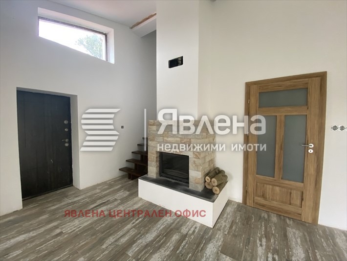 Til salg  Hus region Sofia , Godech , 162 kvm | 21079918 - billede [2]