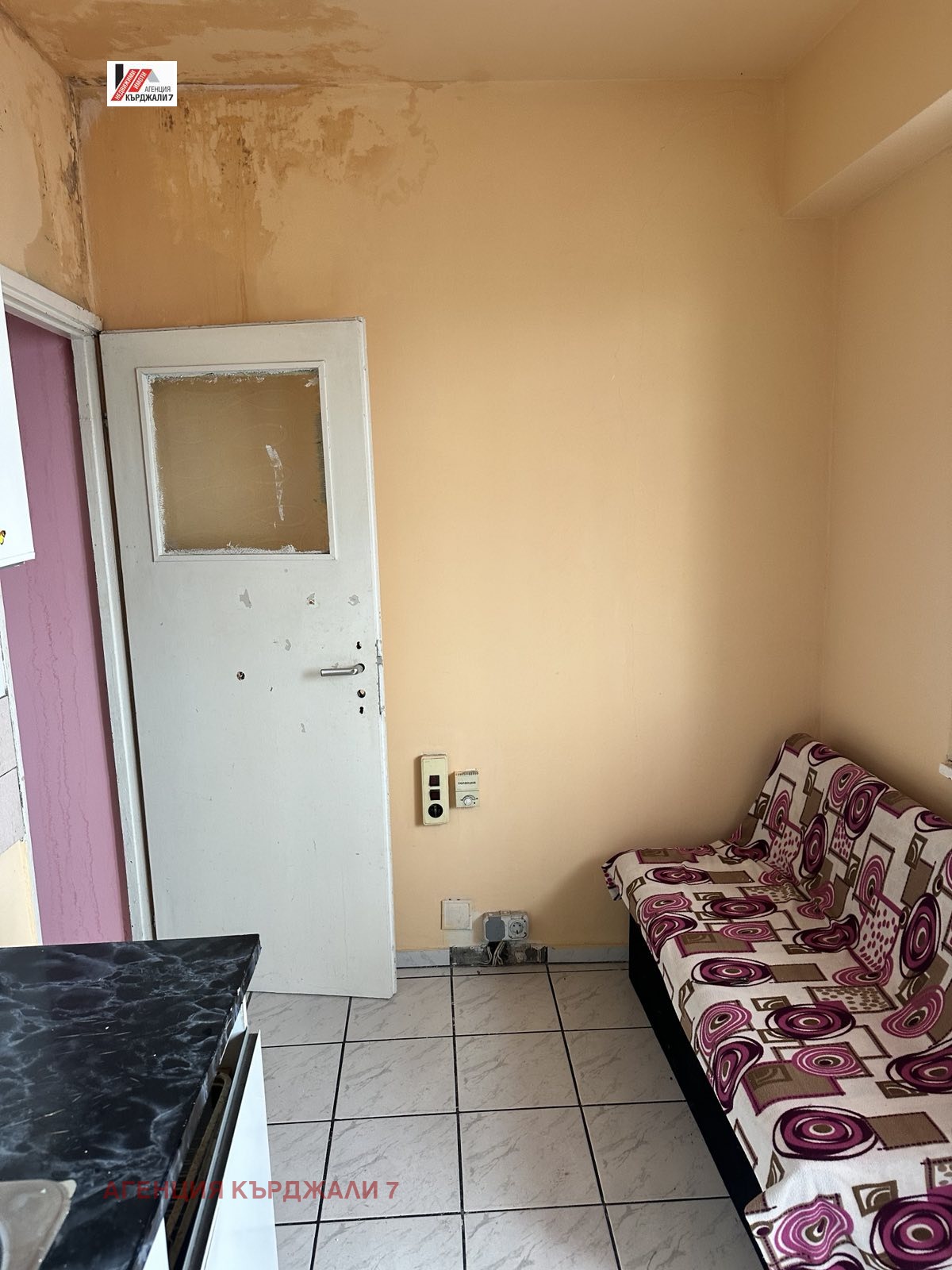 Продава 2-СТАЕН, гр. Кърджали, Възрожденци, снимка 10 - Апартаменти - 55881534