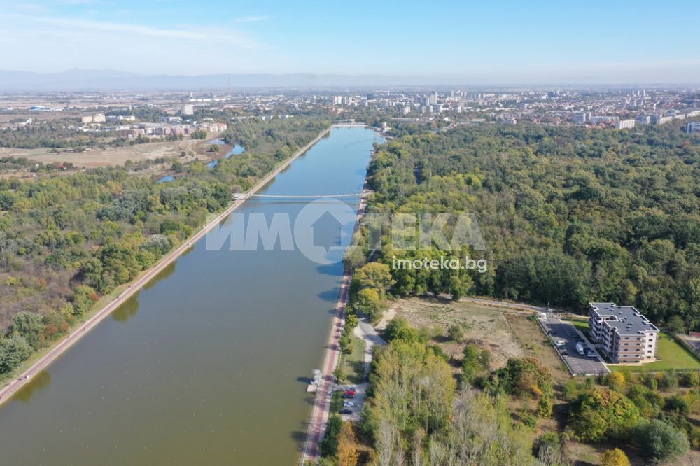 Продава МАГАЗИН, гр. Пловдив, Христо Смирненски, снимка 3 - Магазини - 47935082