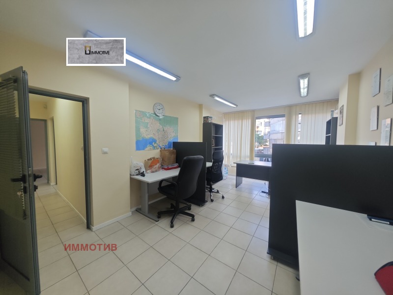 Продава ОФИС в град Варна, Лятно кино Тракия - 90 кв.м / 175 000 € » 342 270.25 лв., ИММОТИВ