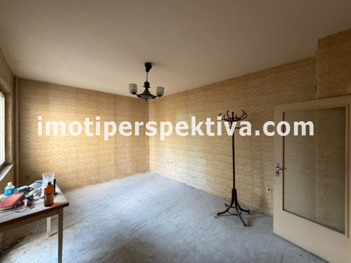 Продава 2-СТАЕН, гр. Пловдив, Кючук Париж, снимка 3 - Апартаменти - 55660519