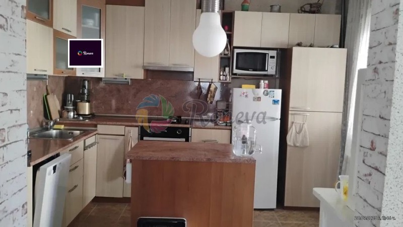 Продава КЪЩА, с. Зорница, област Варна, снимка 3 - Къщи - 52639560