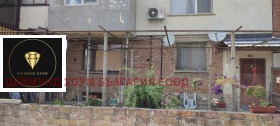 Продава  Етаж от къща, с. Крумово