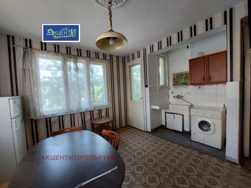 Eladó  2 hálószobás Veliko Tarnovo , Centar , 100 négyzetméter | 38336983 - kép [3]