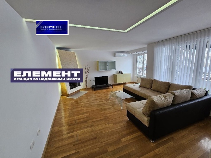 Myytävänä  2 makuuhuonetta Plovdiv , Tsentar , 134 neliömetriä | 89330535