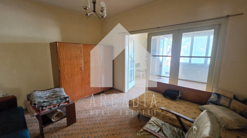 Продава 3-СТАЕН, гр. Пловдив, Център