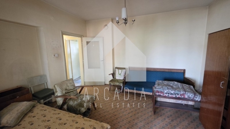 Продава 3-СТАЕН, гр. Пловдив, Център, снимка 2 - Апартаменти - 55835978