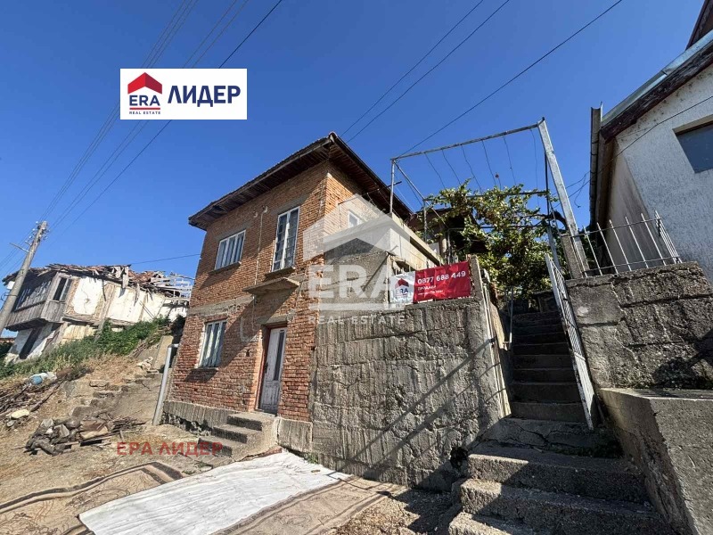 Продава ВИЛА, гр. Тутракан, област Силистра, снимка 7 - Вили - 55632369