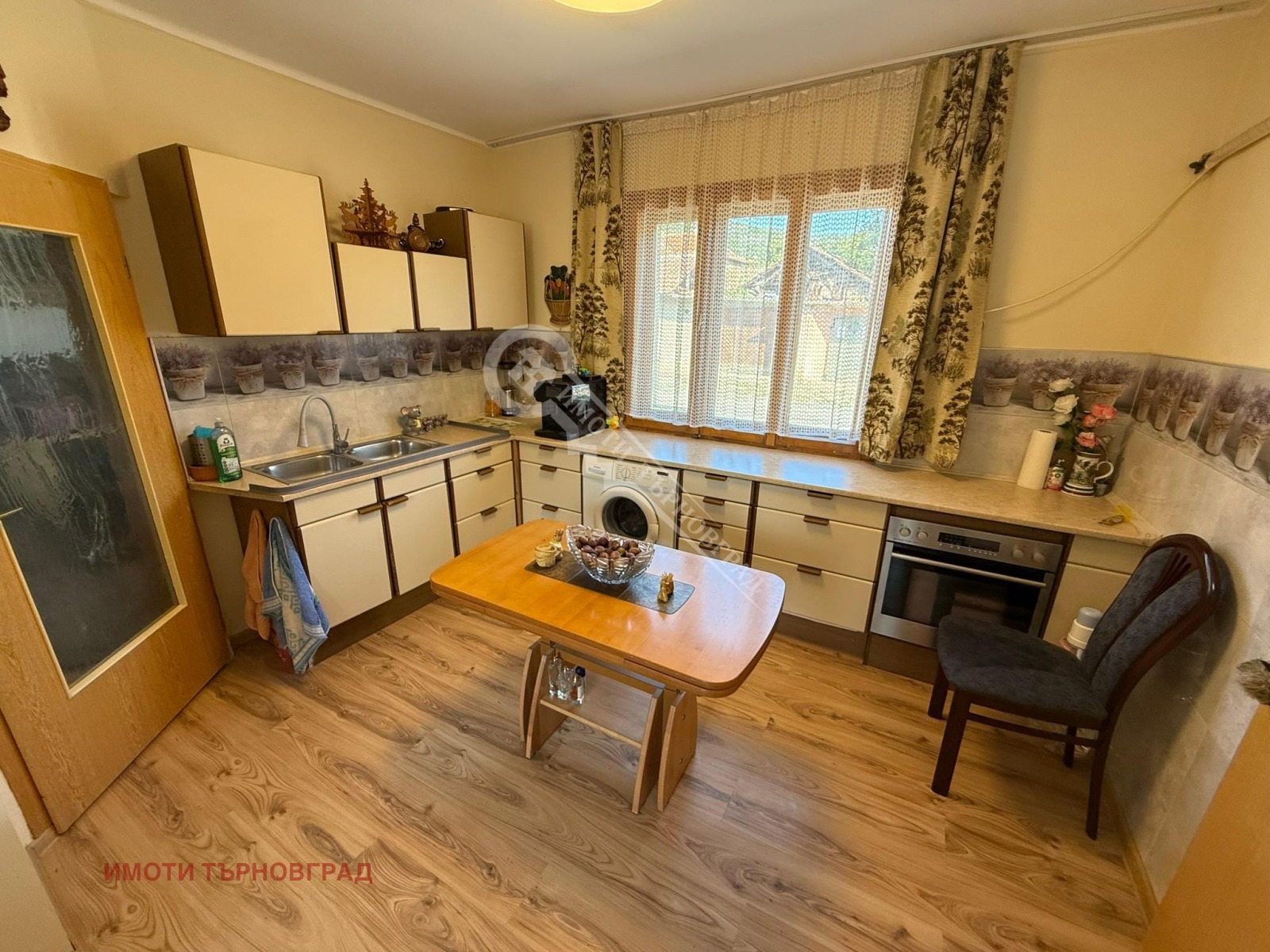 Продава КЪЩА, гр. Сухиндол, област Велико Търново, снимка 2 - Къщи - 54716610
