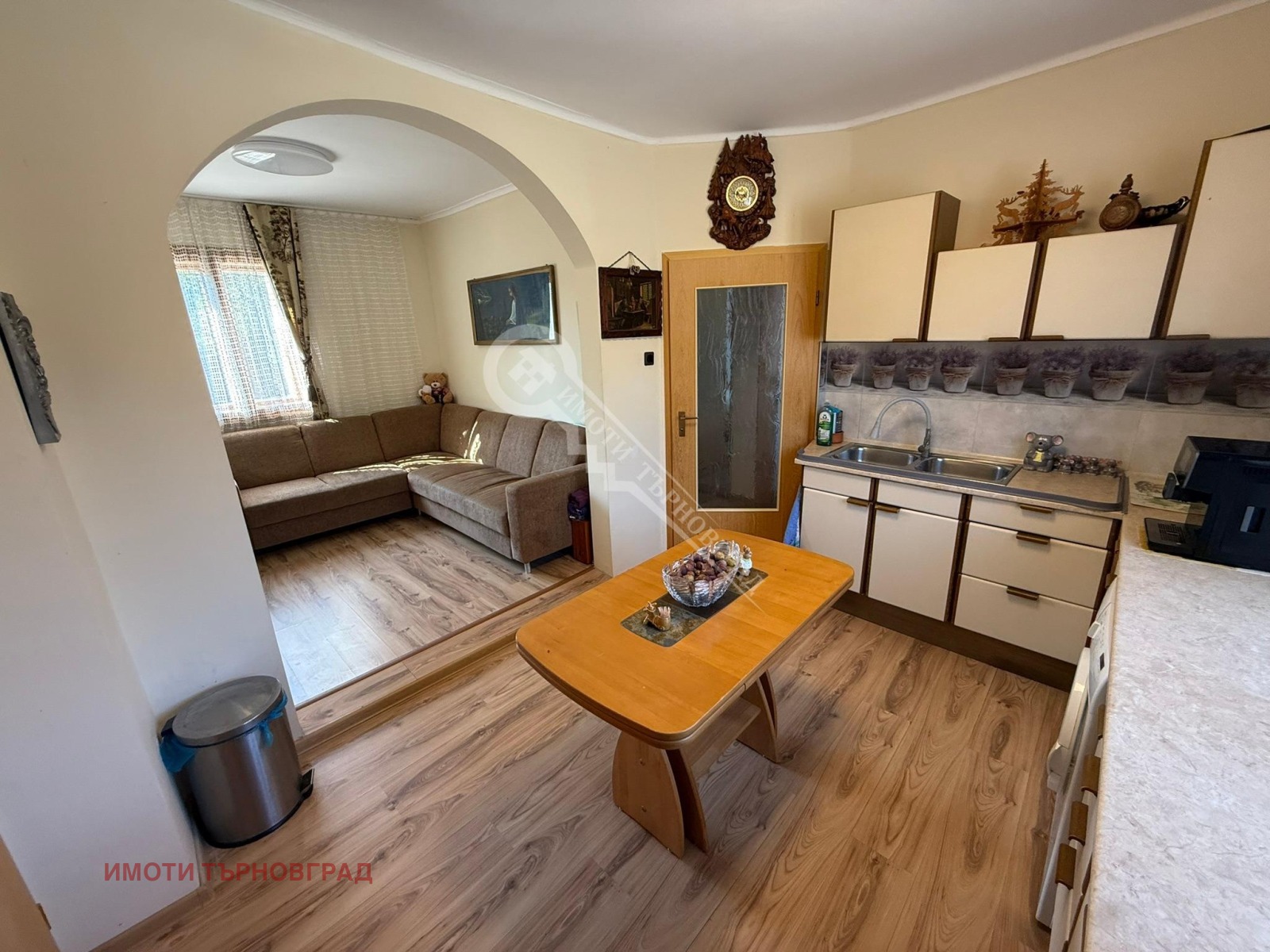 Продава КЪЩА, гр. Сухиндол, област Велико Търново, снимка 3 - Къщи - 54716610
