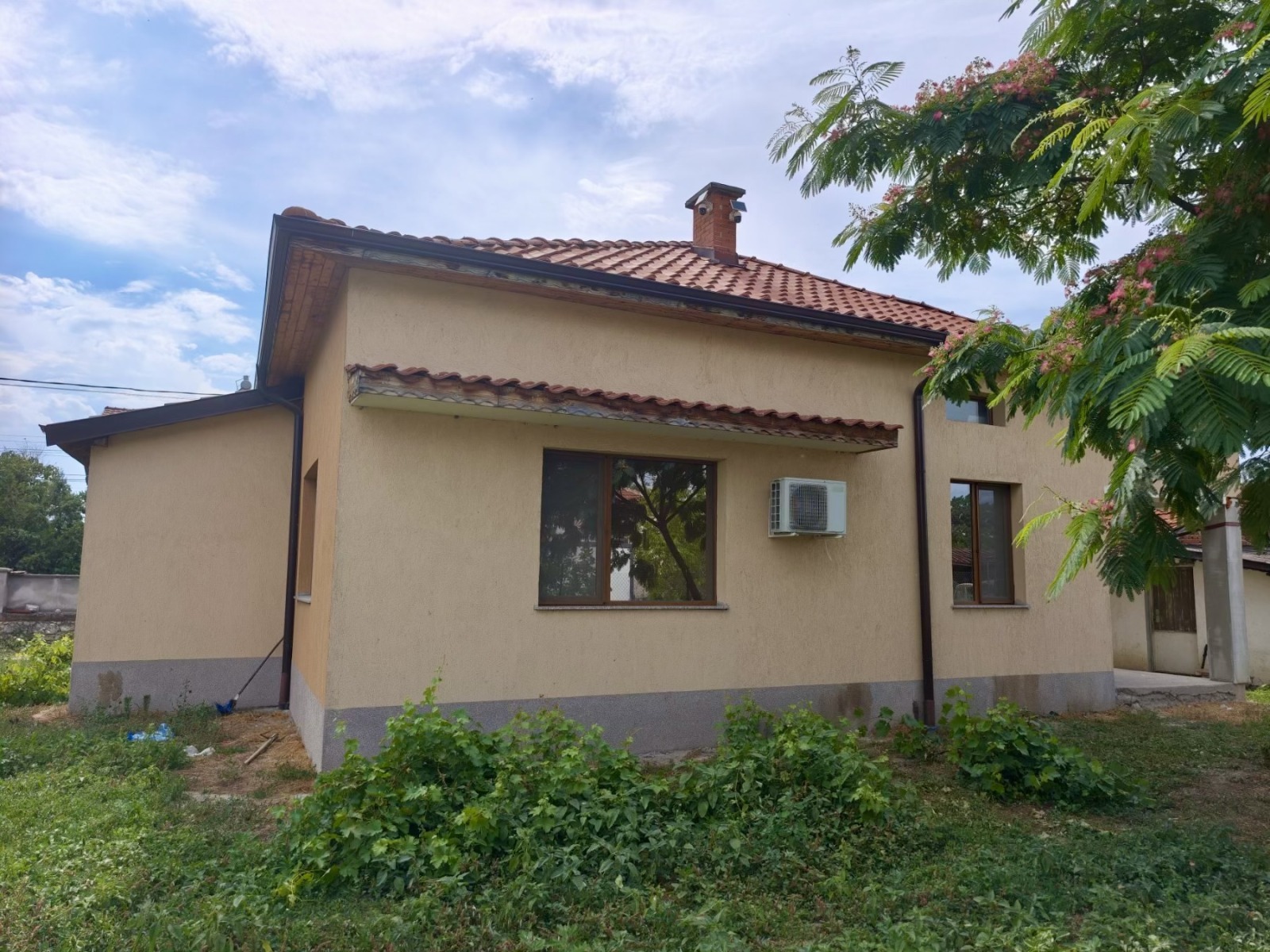 Продава КЪЩА, с. Скутаре, област Пловдив