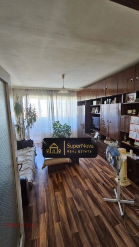Продажба на тристайни апартаменти в град Хасково - изображение 2 