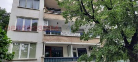 Продава  4-стаен, град София