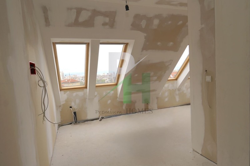 Till salu  Etagevåning Sofia , Manastirski livadi , 215 kvm | 55078906 - bild [5]